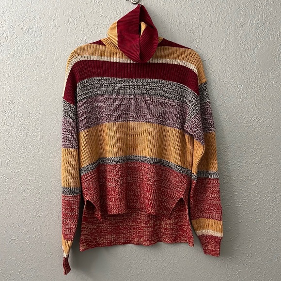 Urban Outfitters Sweaters - Urban Outfitters Hi low Chunky Turtleneck Sweater Small